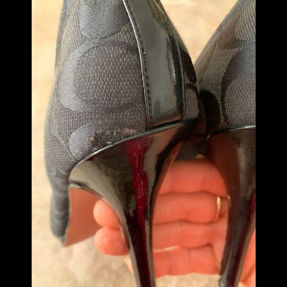 Coach black heels, closed toe, great shape, 4.5 in heels, size 10. - Picture 10 of 10